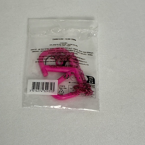 Valentino V Logo Vibrant Pink Logo Key Chain Holder - Picture 9 of 9